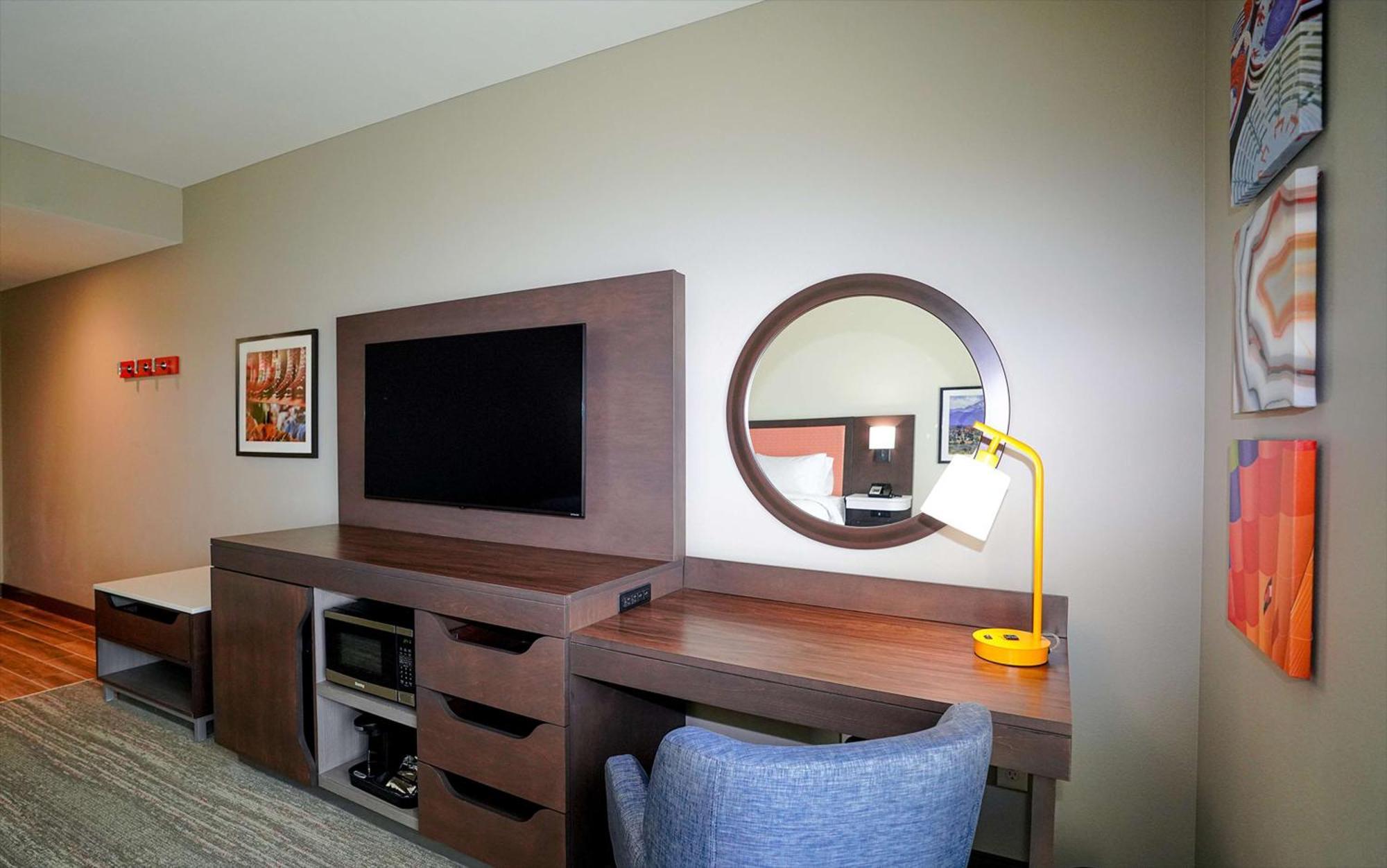 Hampton Inn Colorado Springs I-25 Central Екстериор снимка