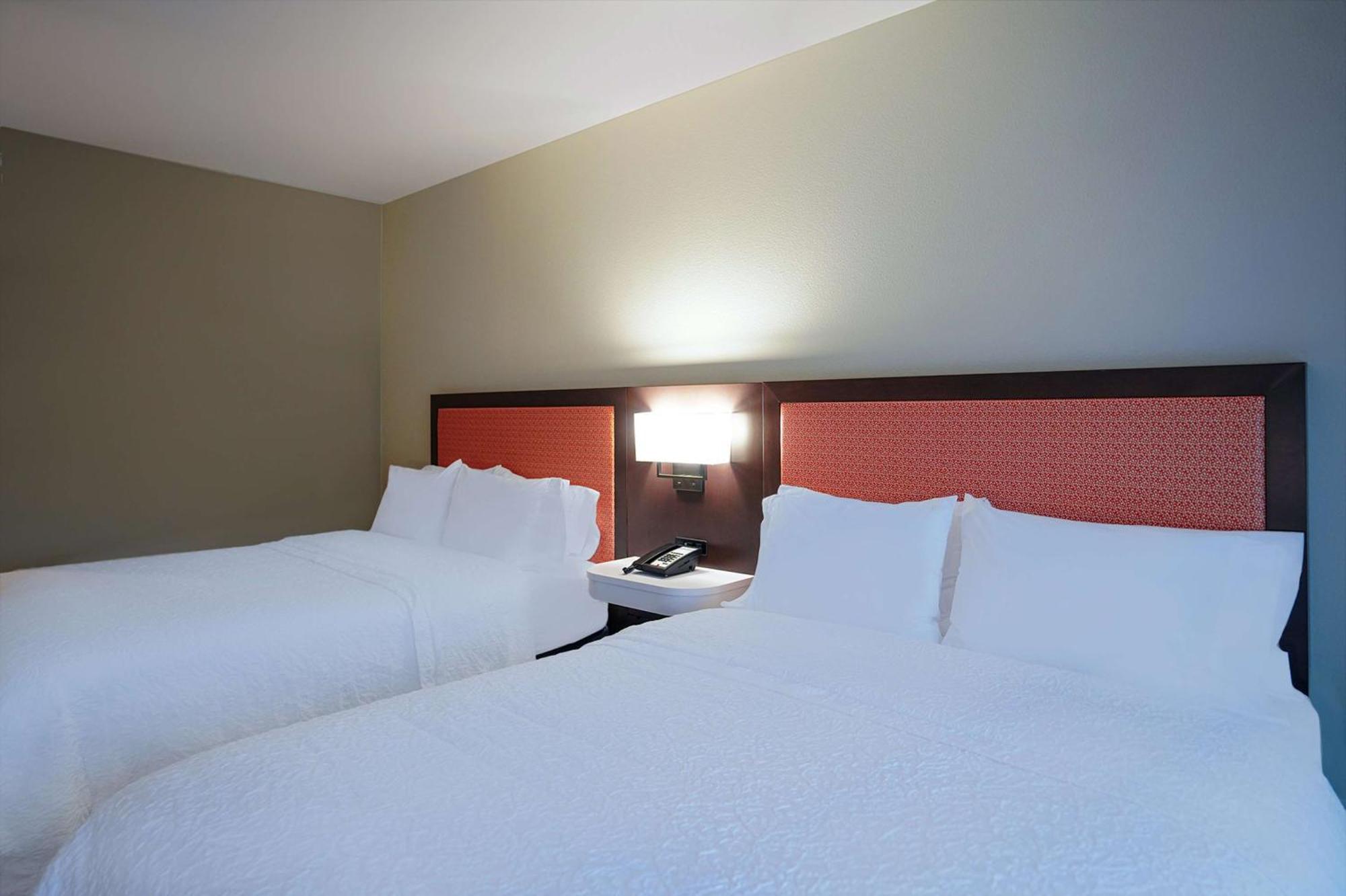 Hampton Inn Colorado Springs I-25 Central Екстериор снимка